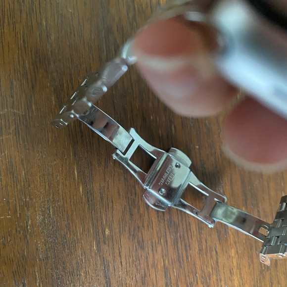 Quince 38-42mm Apple Watch Stainless Steel Watch Band - Picture 12 of 13